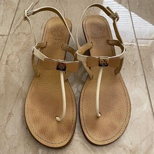 Tory Burch Kailey Cream Patent Lthr Slingback Wedge Bow Sandal Size 8